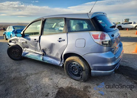 2005 Toyota Corolla Matrix Base z USA, uszkodzony, nr VIN 2T1LR32E65C550216